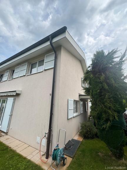 Property Inside Image perspectiv 2