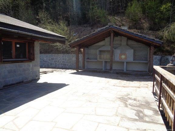 Property Inside Image perspectiv 1