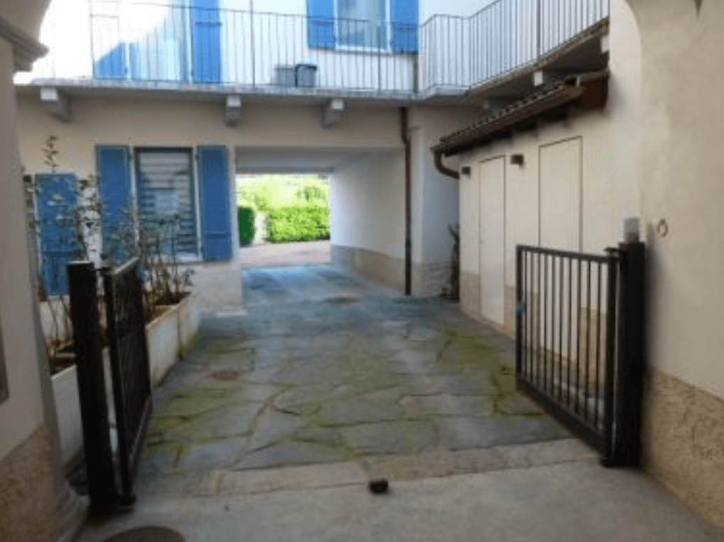 Property Inside Image perspectiv 3