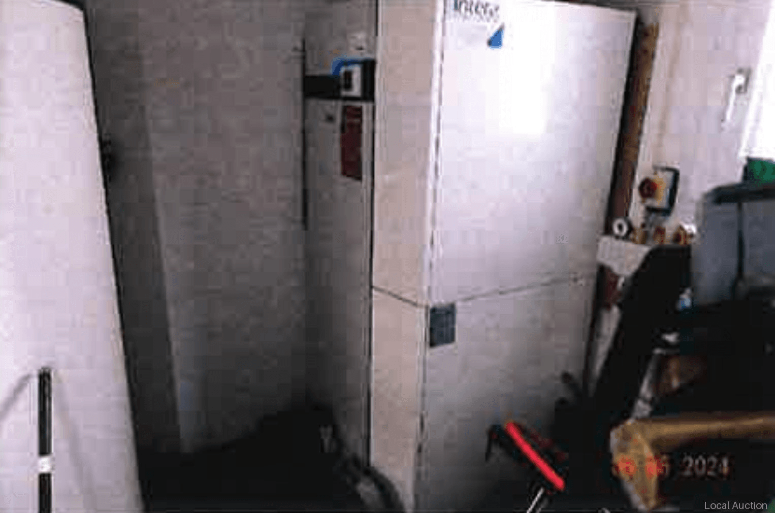 Property Inside Image perspectiv 4
