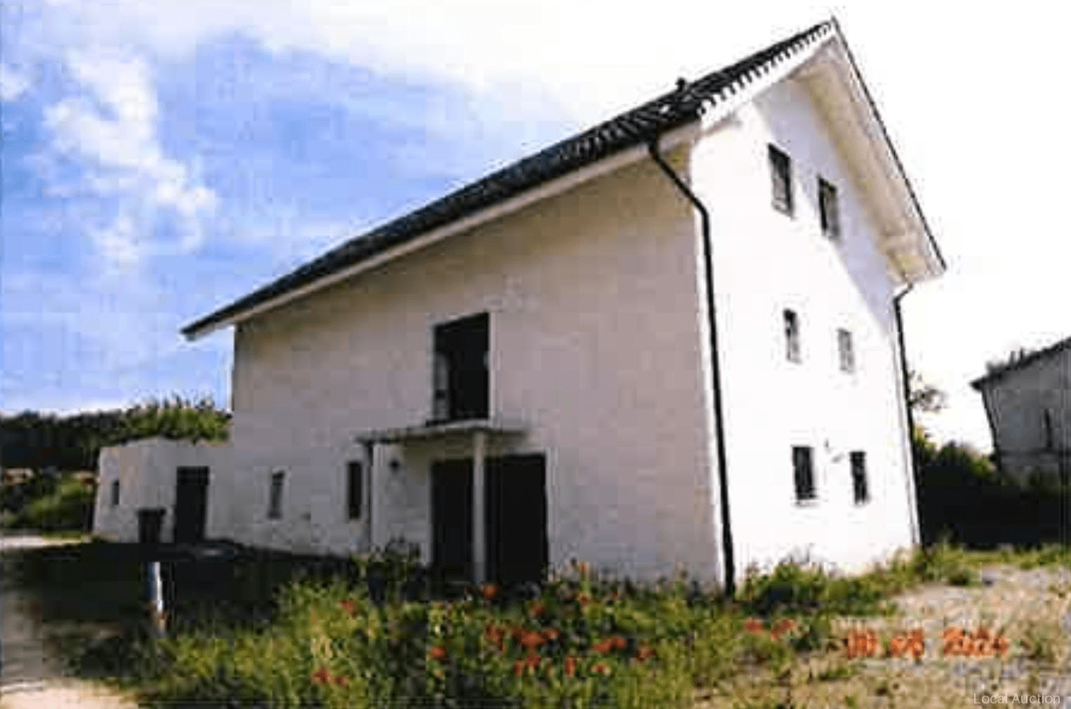 Property Inside Image perspectiv 1