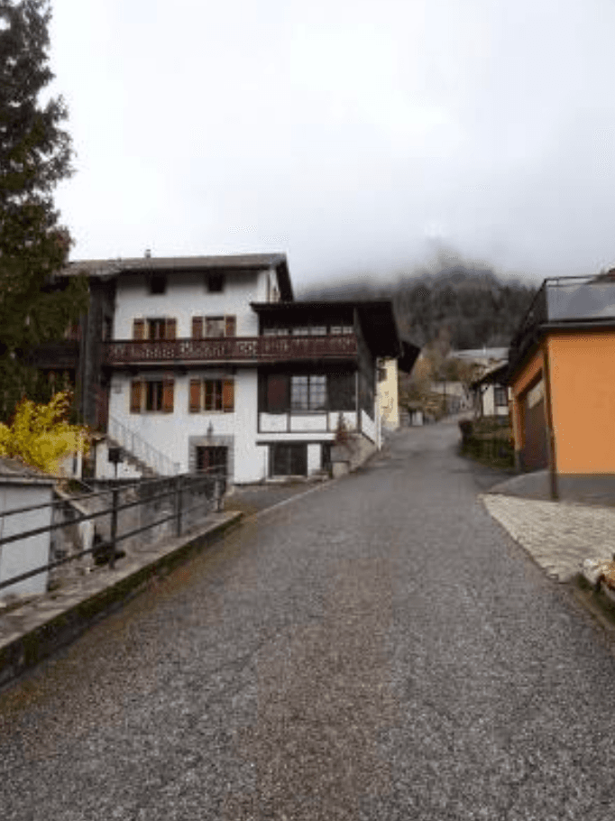 Property Inside Image perspectiv 4