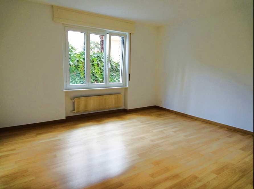 Property Inside Image perspectiv 1