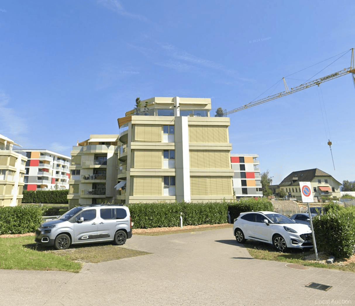 Property Inside Image perspectiv 3