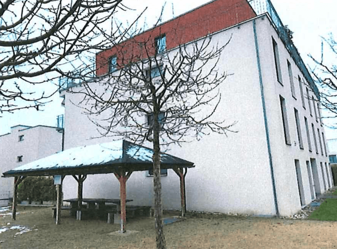 Property Inside Image perspectiv 1