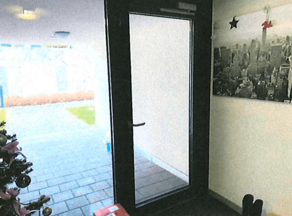 Property Inside Image perspectiv 4