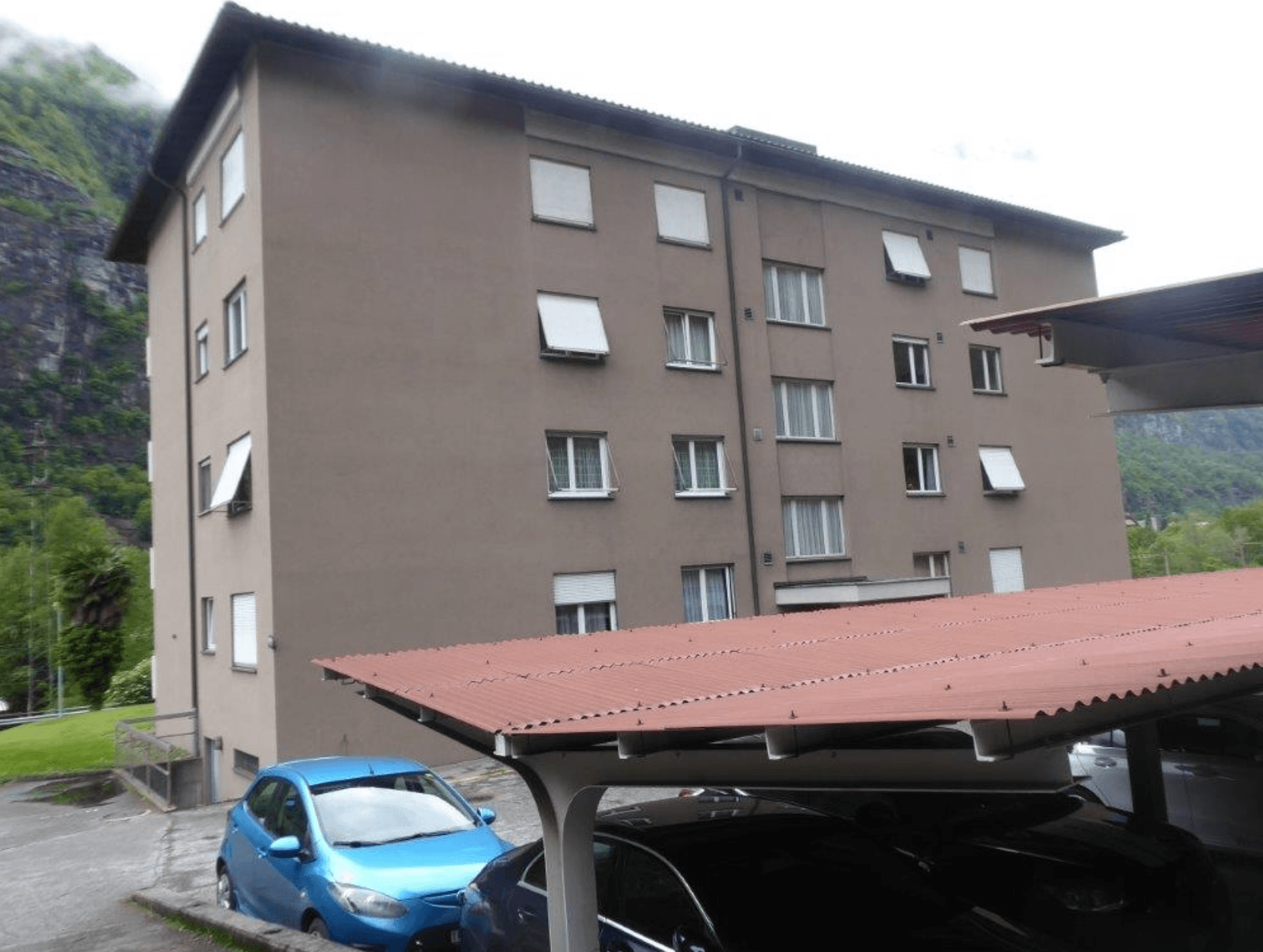 Property Inside Image perspectiv 1