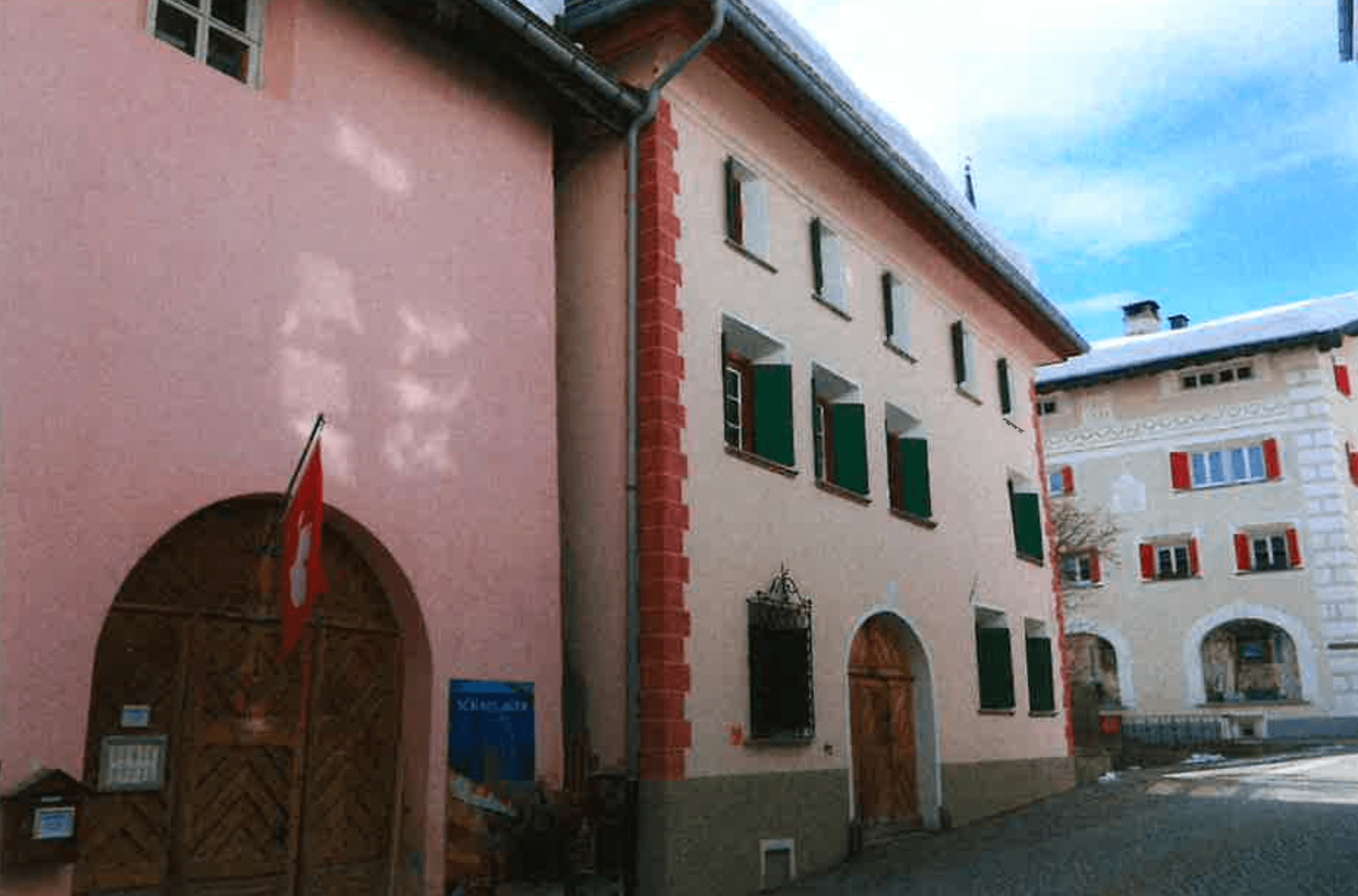 Property Inside Image perspectiv 1