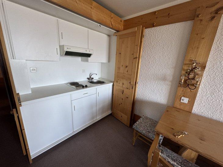 Property Inside Image perspectiv 2