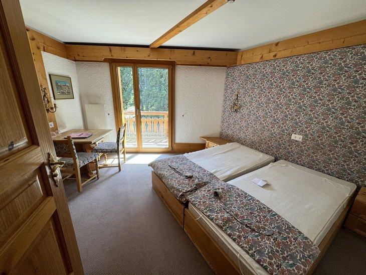 Property Inside Image perspectiv 4