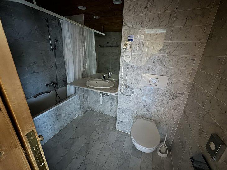 Property Inside Image perspectiv 3