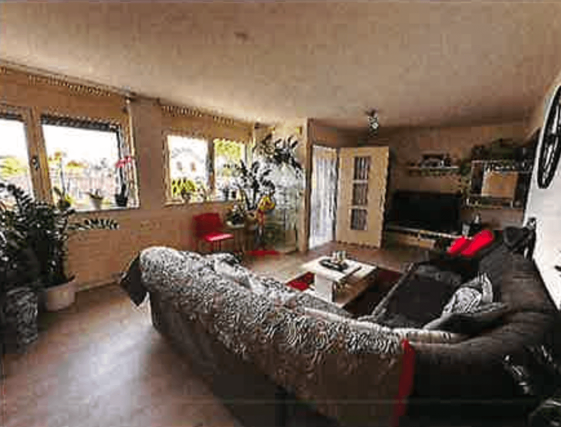 Property Inside Image perspectiv 3