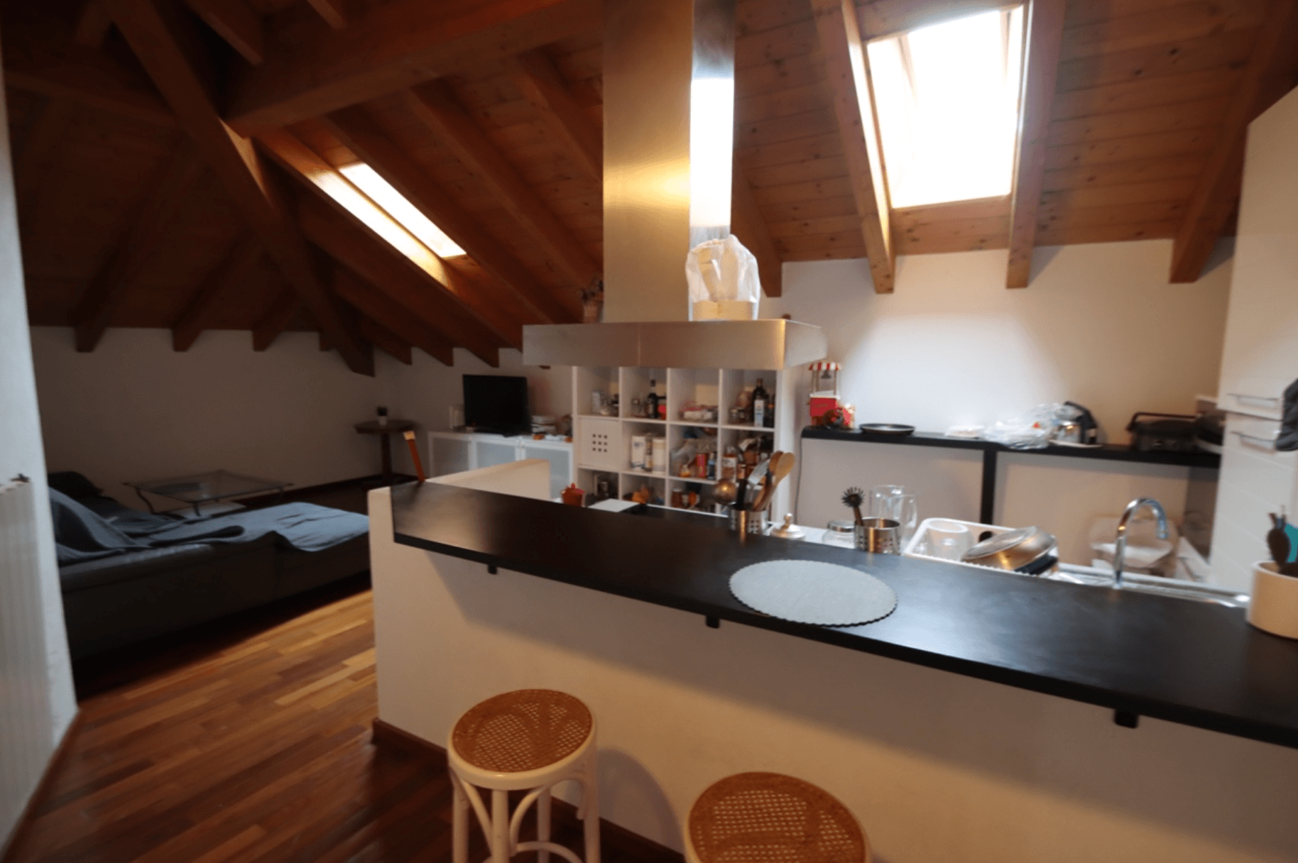 Property Inside Image perspectiv 1