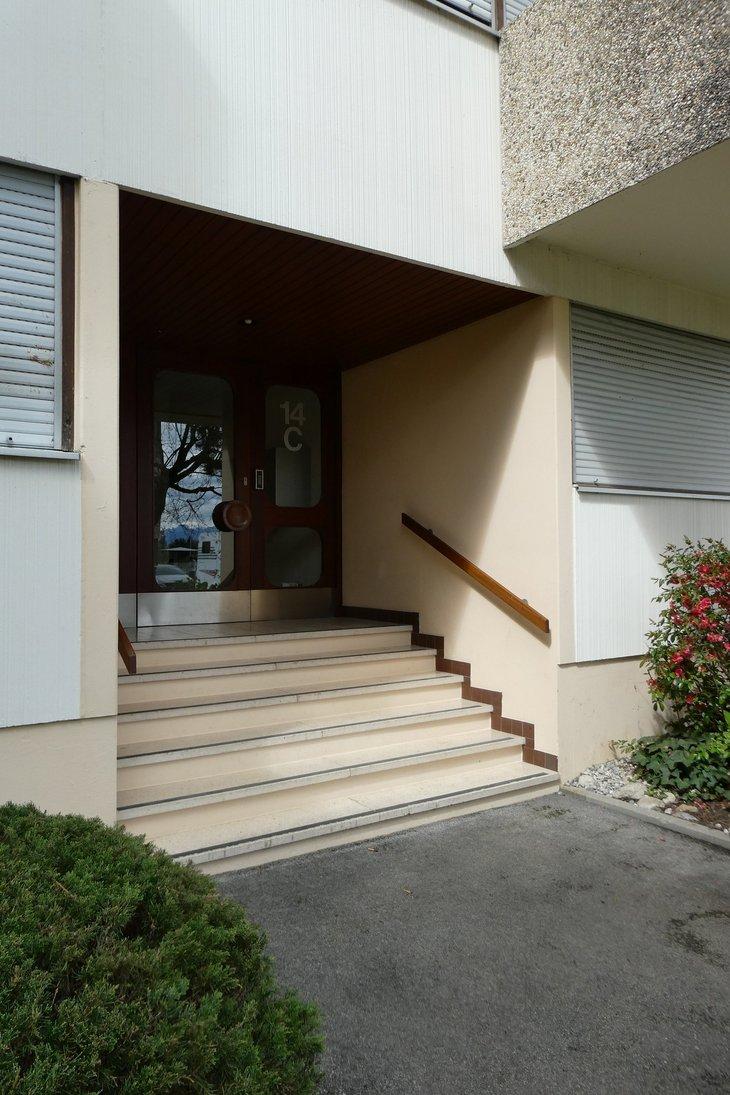 Property Inside Image perspectiv 2