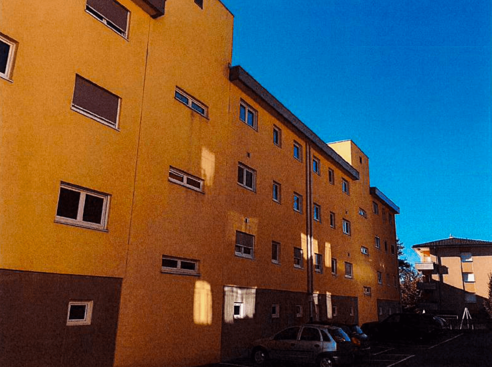 Property Inside Image perspectiv 2
