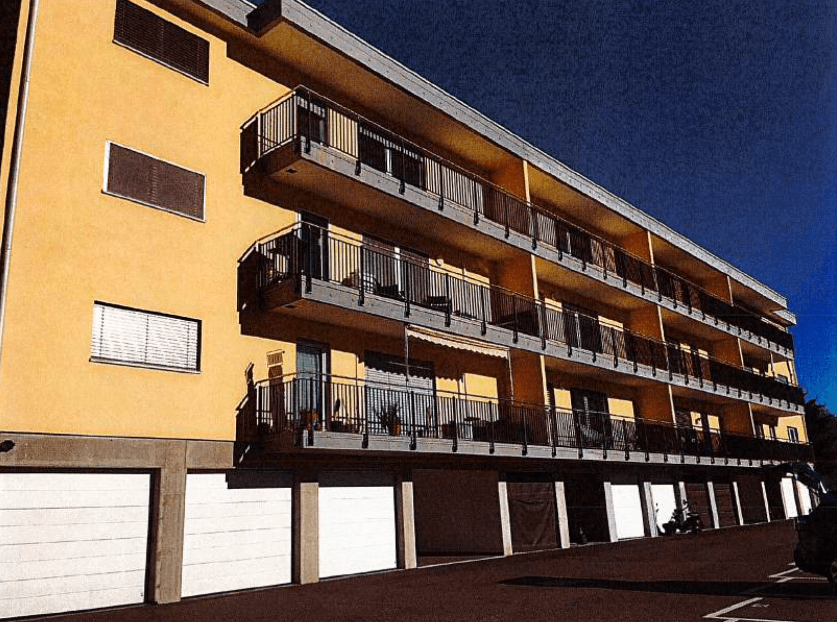 Property Inside Image perspectiv 1