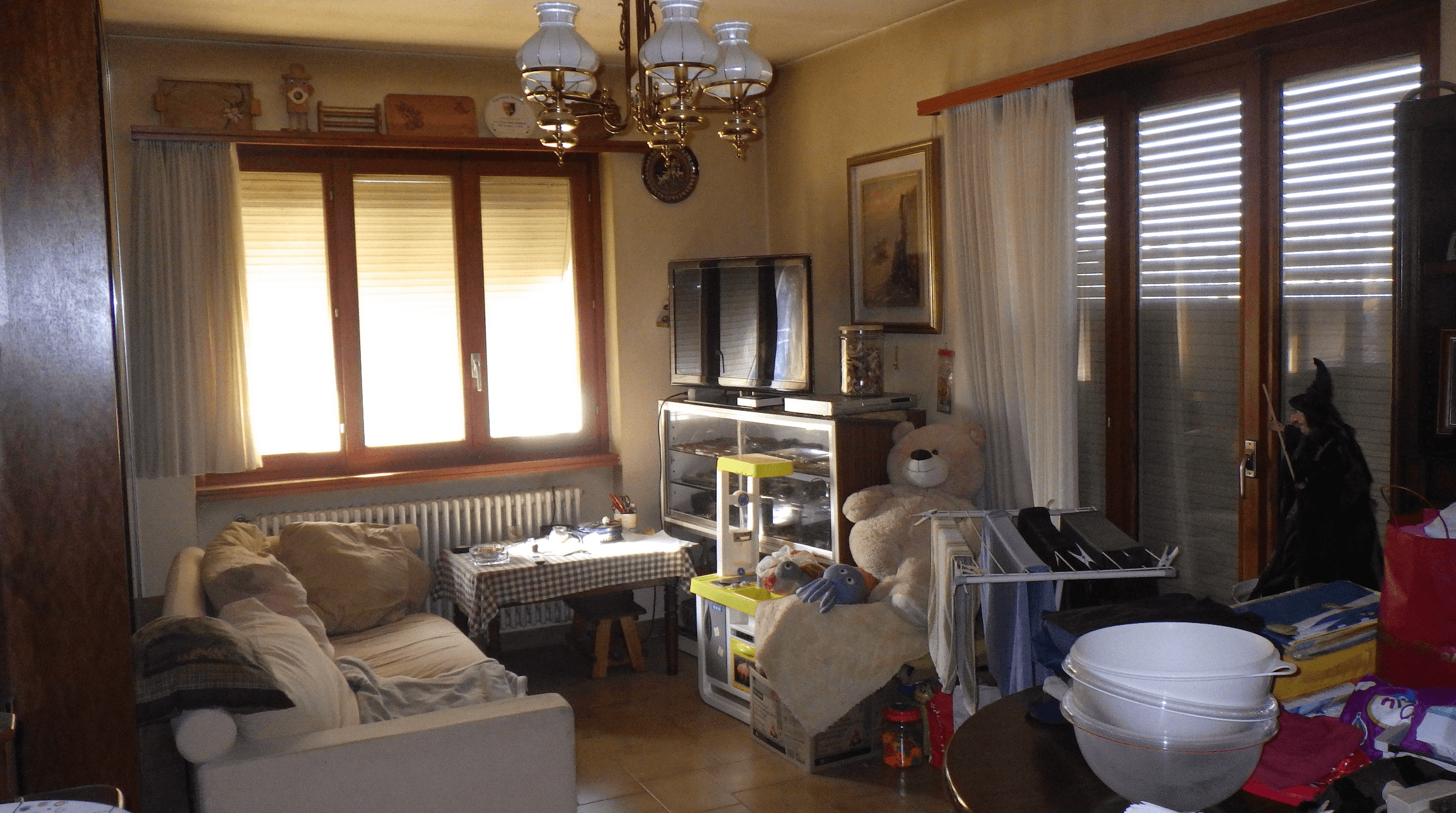 Property Inside Image perspectiv 1