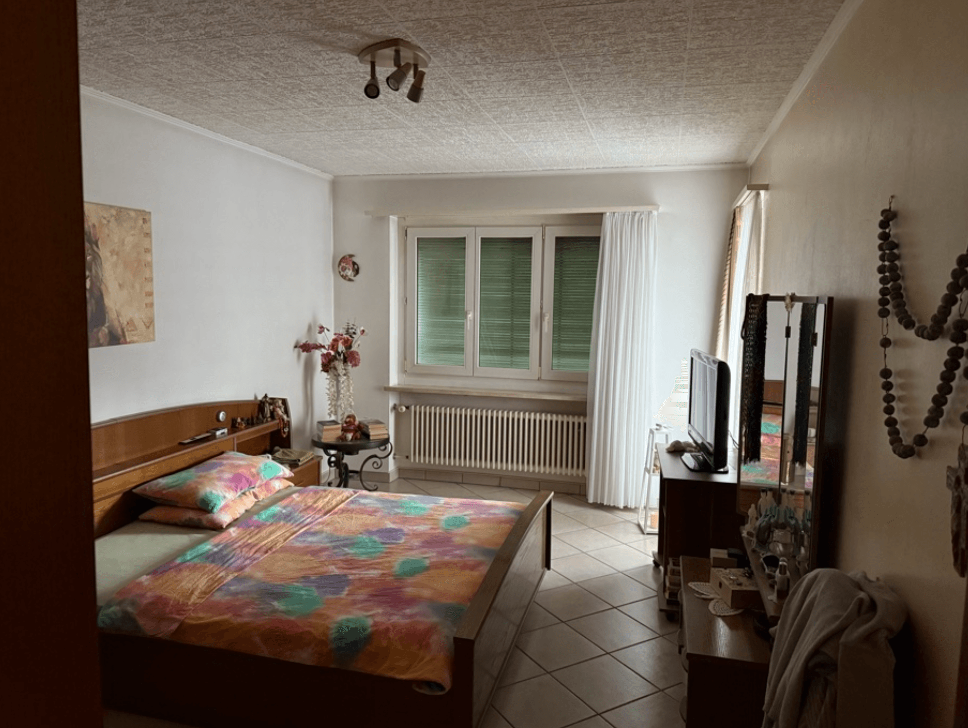 Property Inside Image perspectiv 3