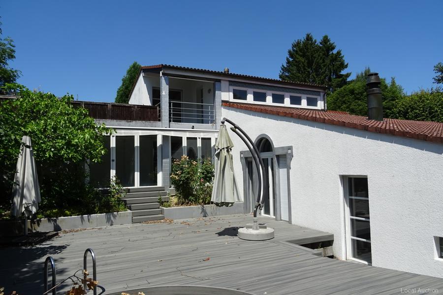 Property Outside Image