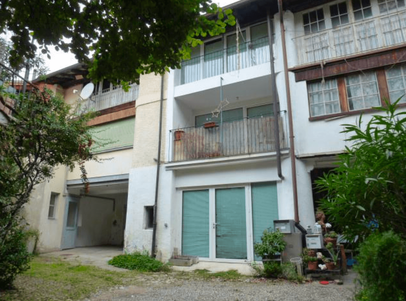 Property Outside Image