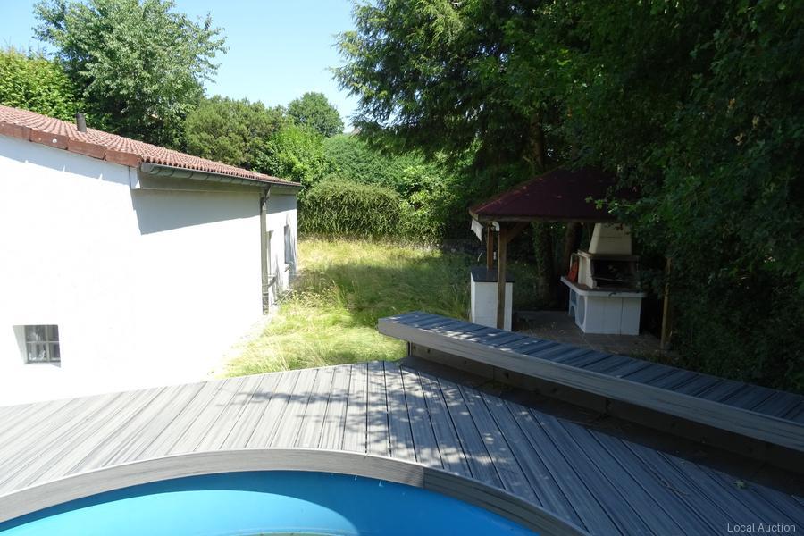 Property Inside Image perspectiv 2