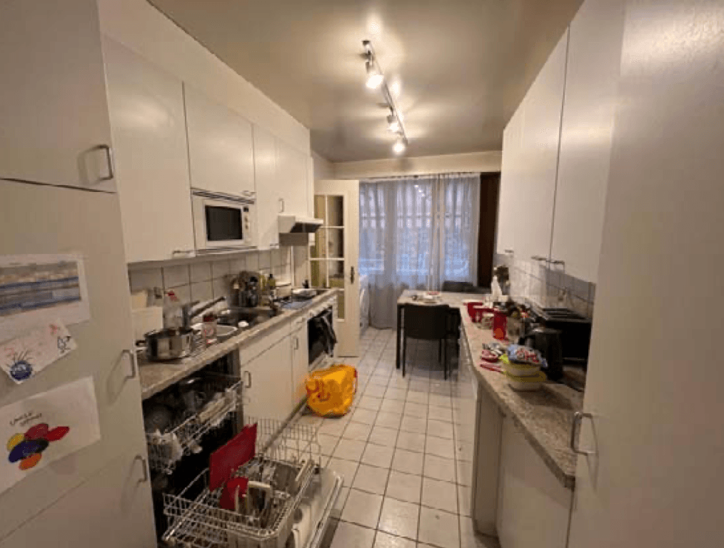 Property Inside Image perspectiv 3