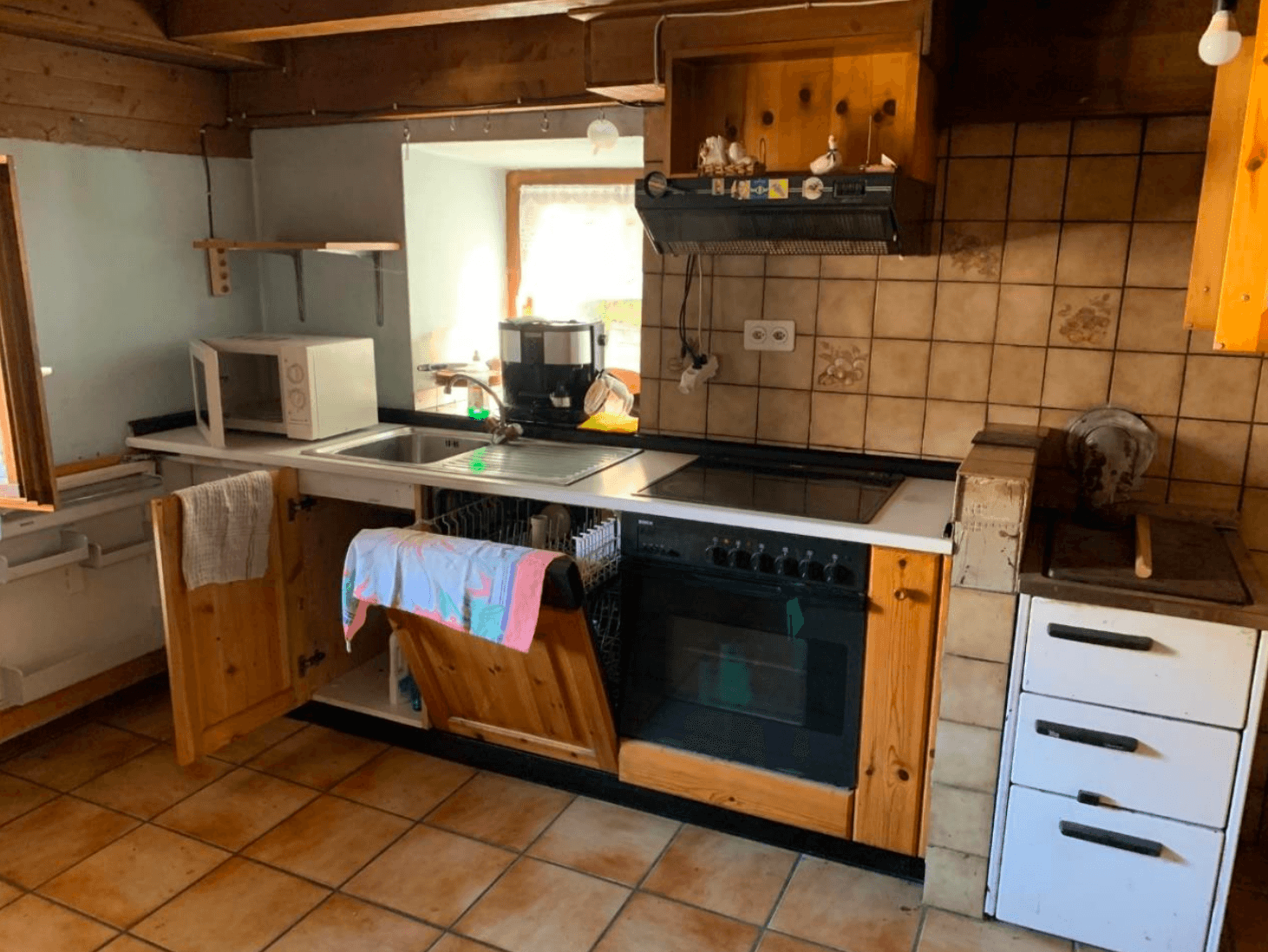 Property Inside Image perspectiv 3