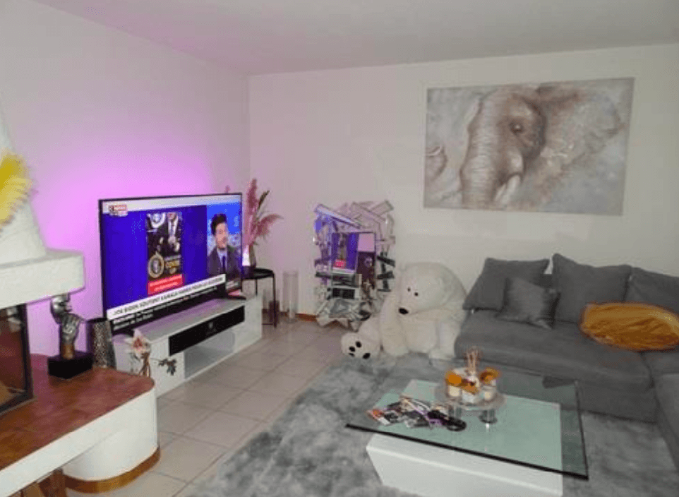 Property Inside Image perspectiv 2