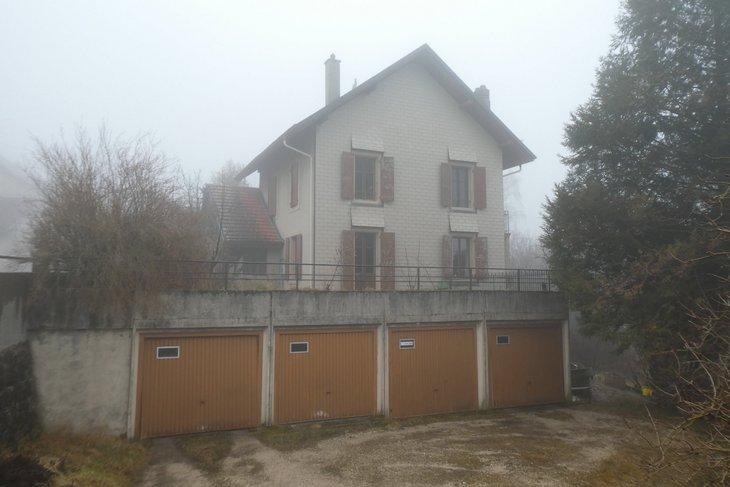 Property Inside Image perspectiv 1