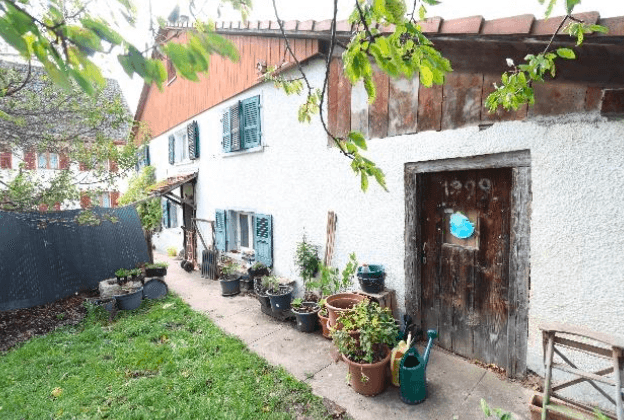 Property Inside Image perspectiv 1