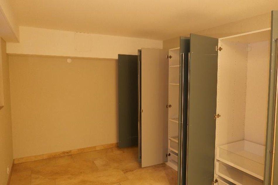 Property Inside Image perspectiv 4