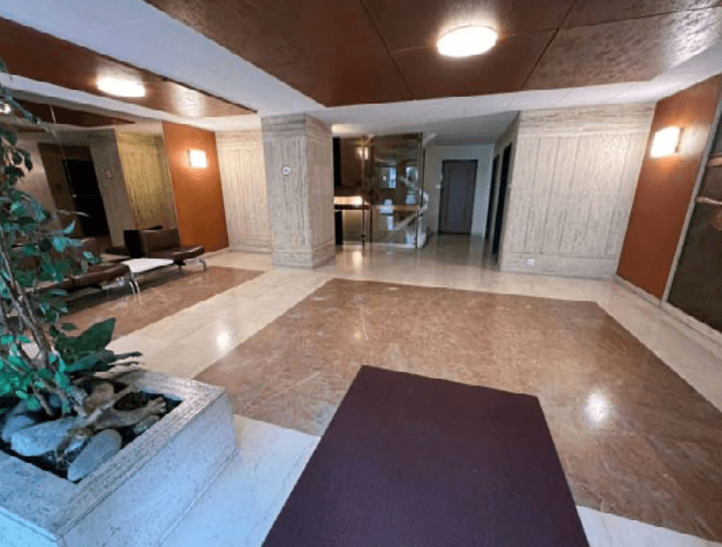 Property Inside Image perspectiv 2