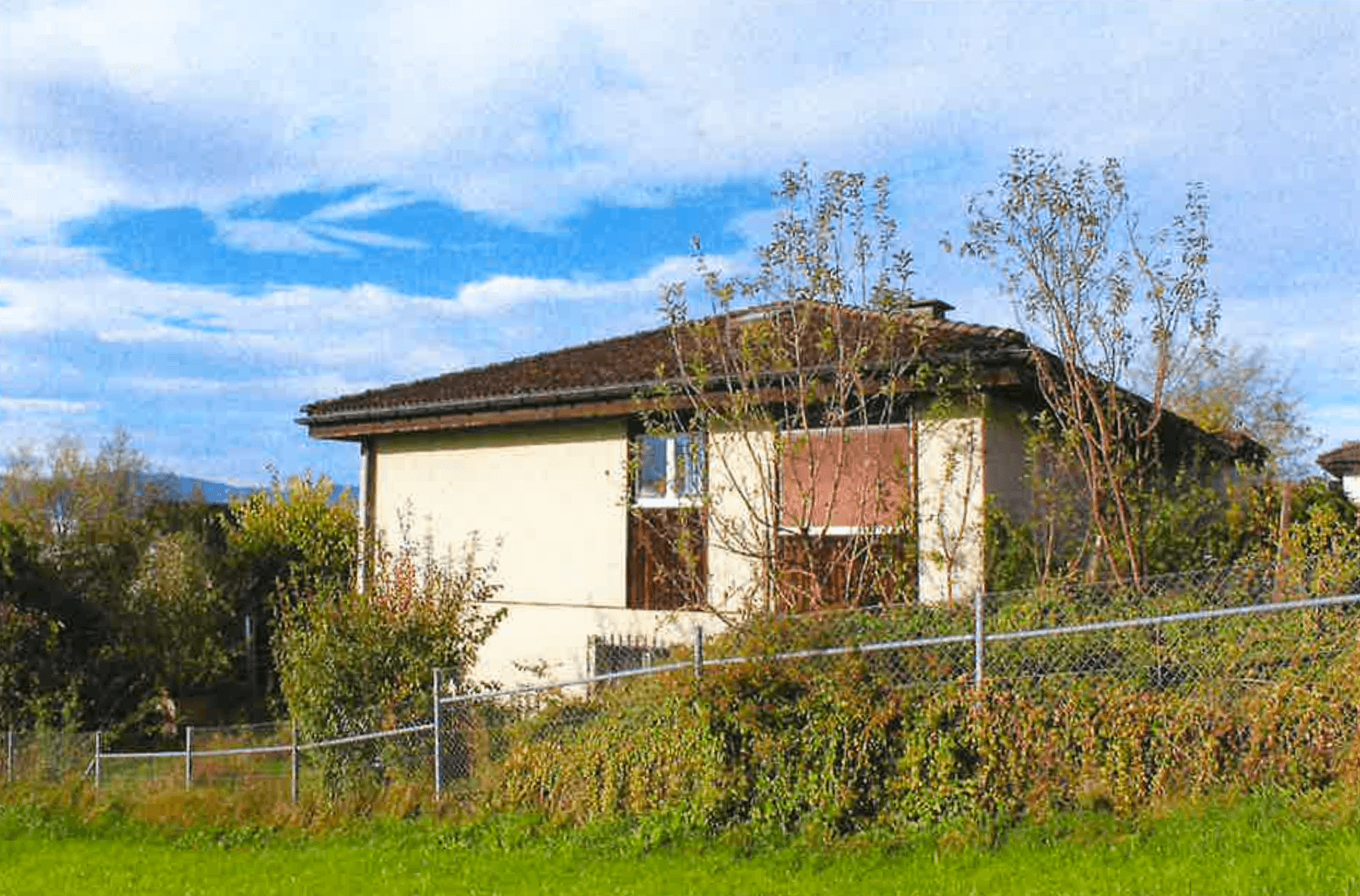 Property Inside Image perspectiv 4