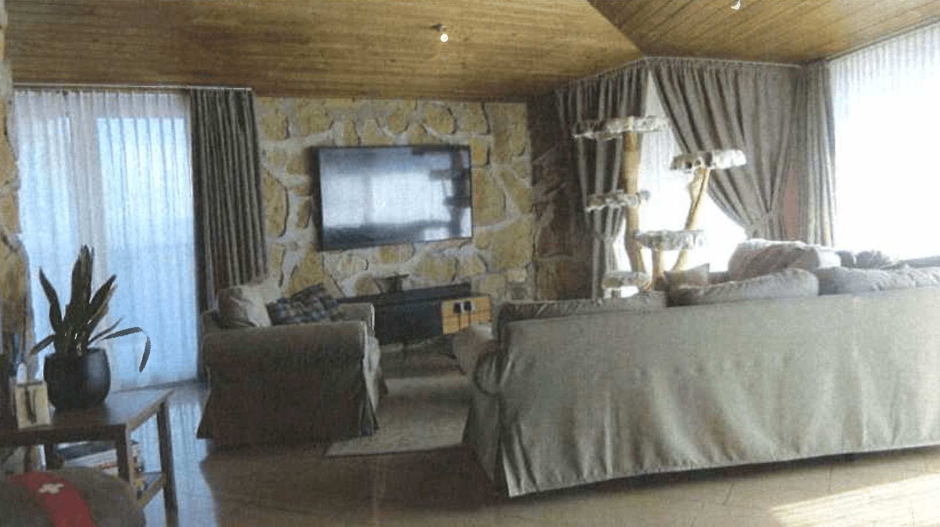 Property Inside Image perspectiv 3