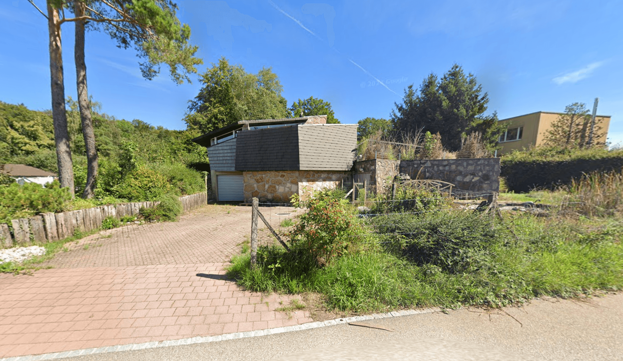 Property Outside Image