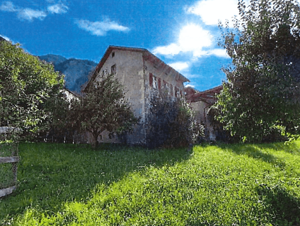 Property Inside Image perspectiv 4