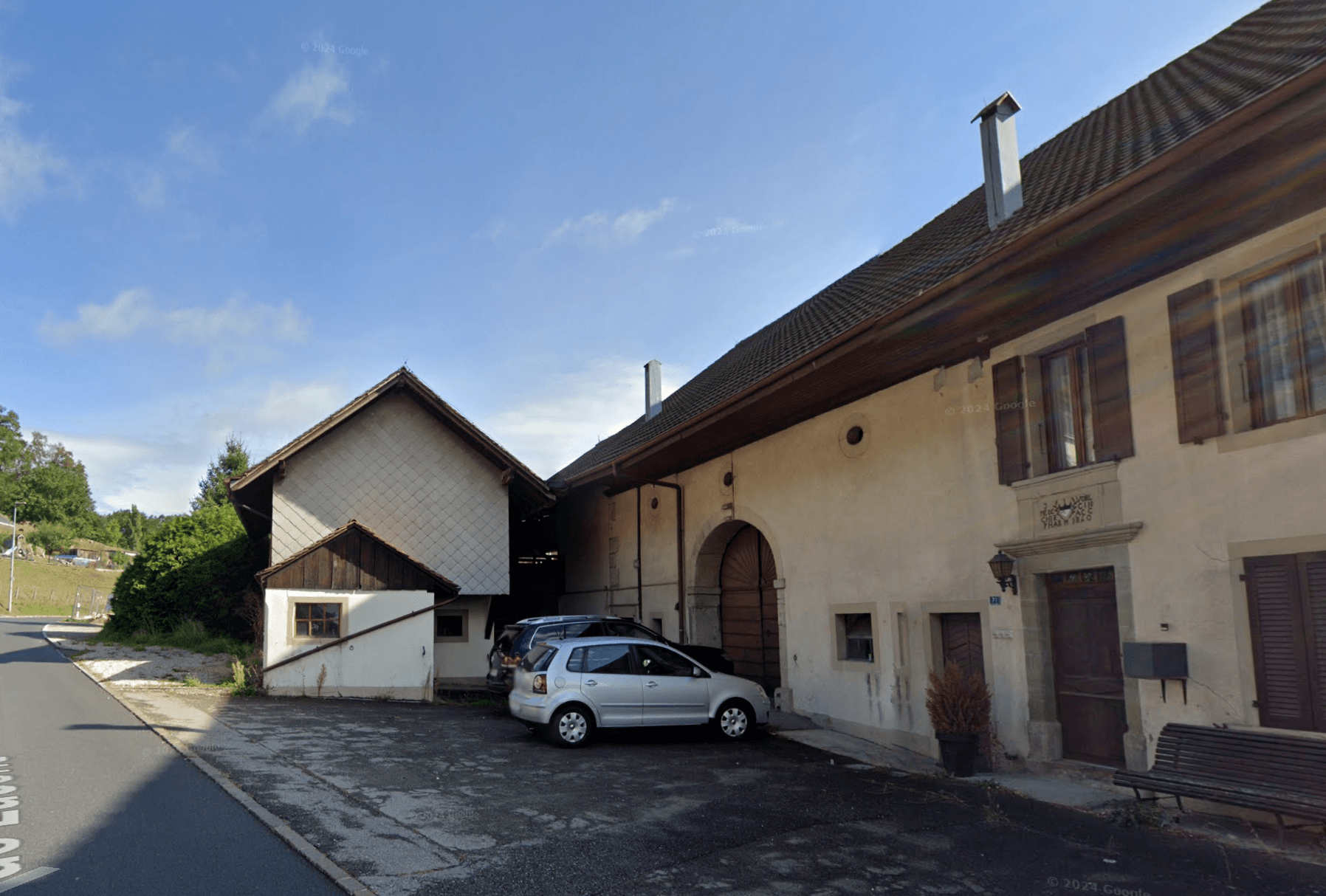 Property Inside Image perspectiv 1