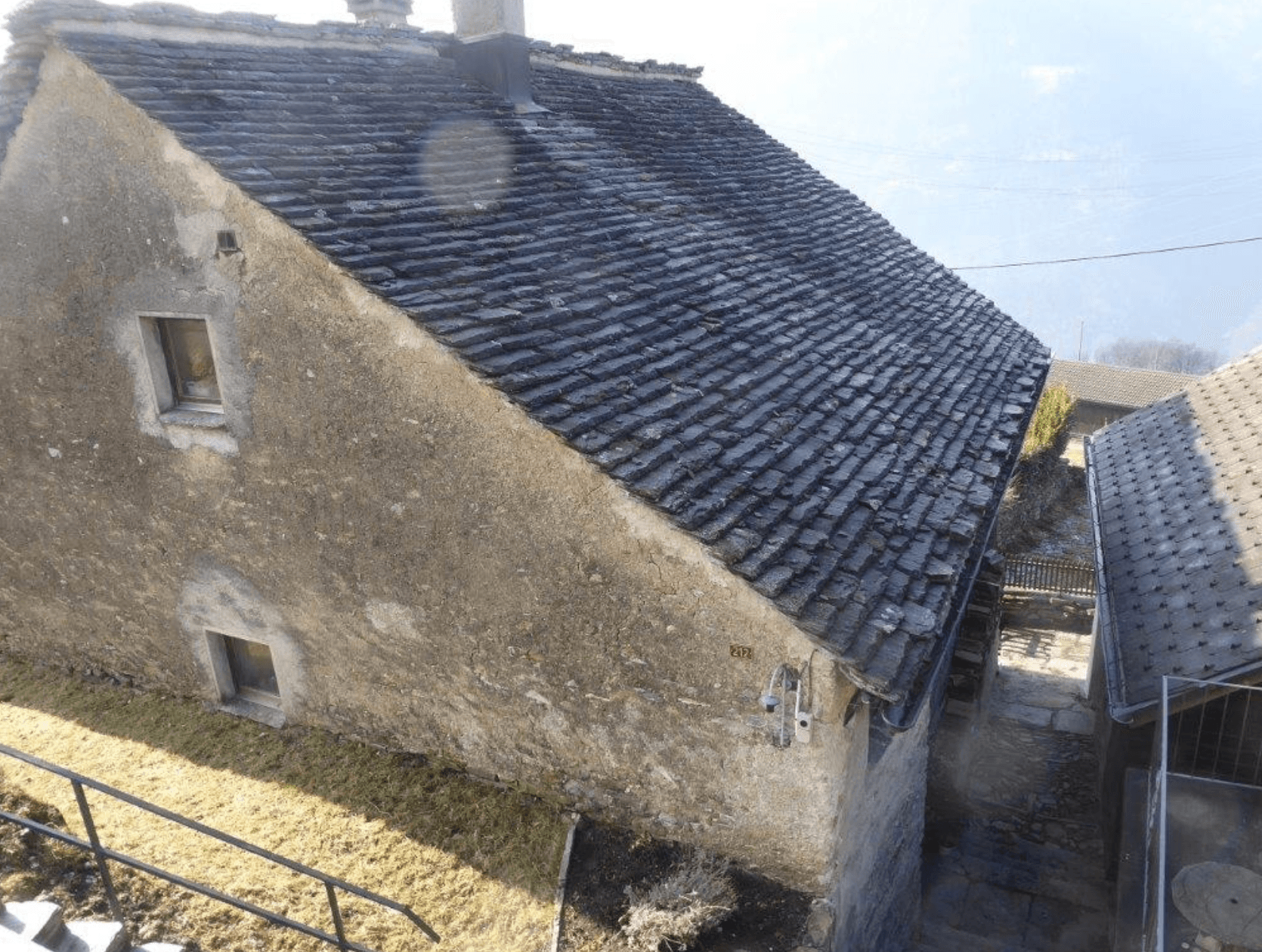 Property Inside Image perspectiv 2