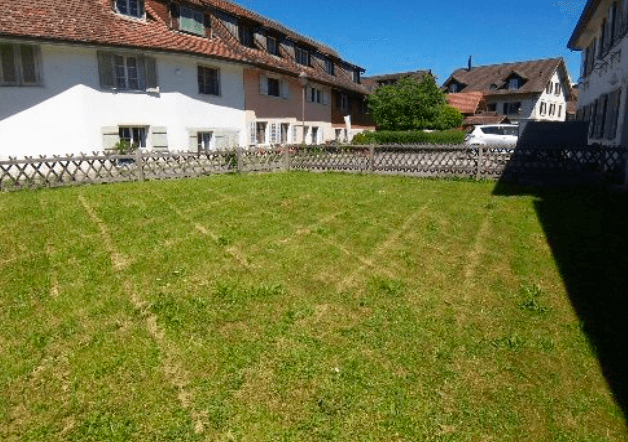 Property Inside Image perspectiv 2