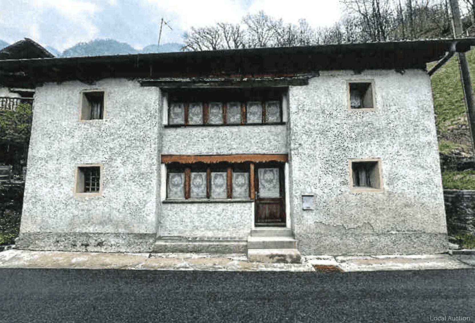 Property Inside Image perspectiv 3