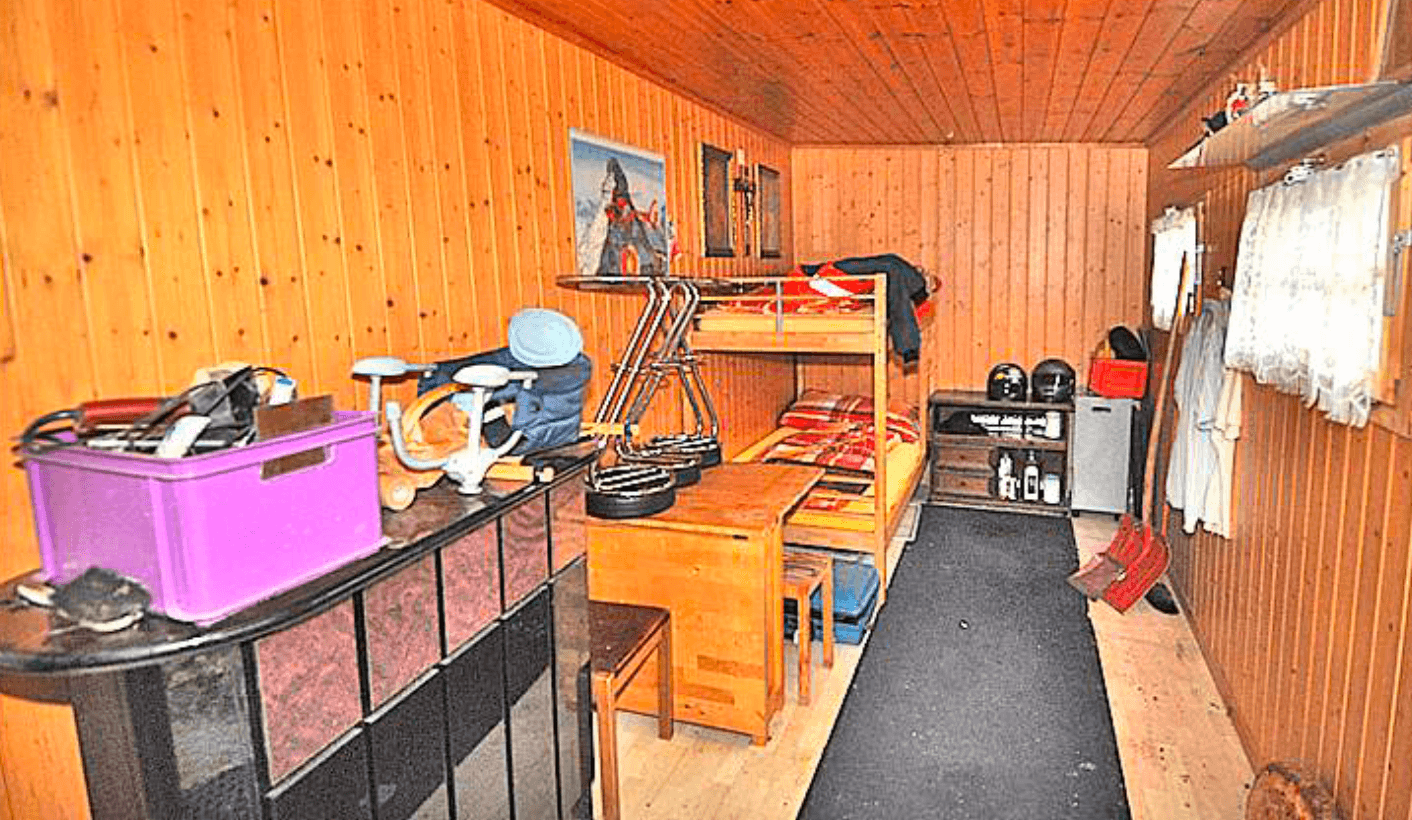 Property Inside Image perspectiv 1