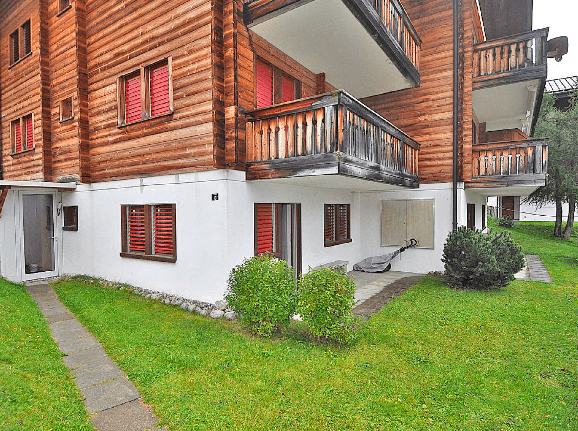 Property Inside Image perspectiv 1