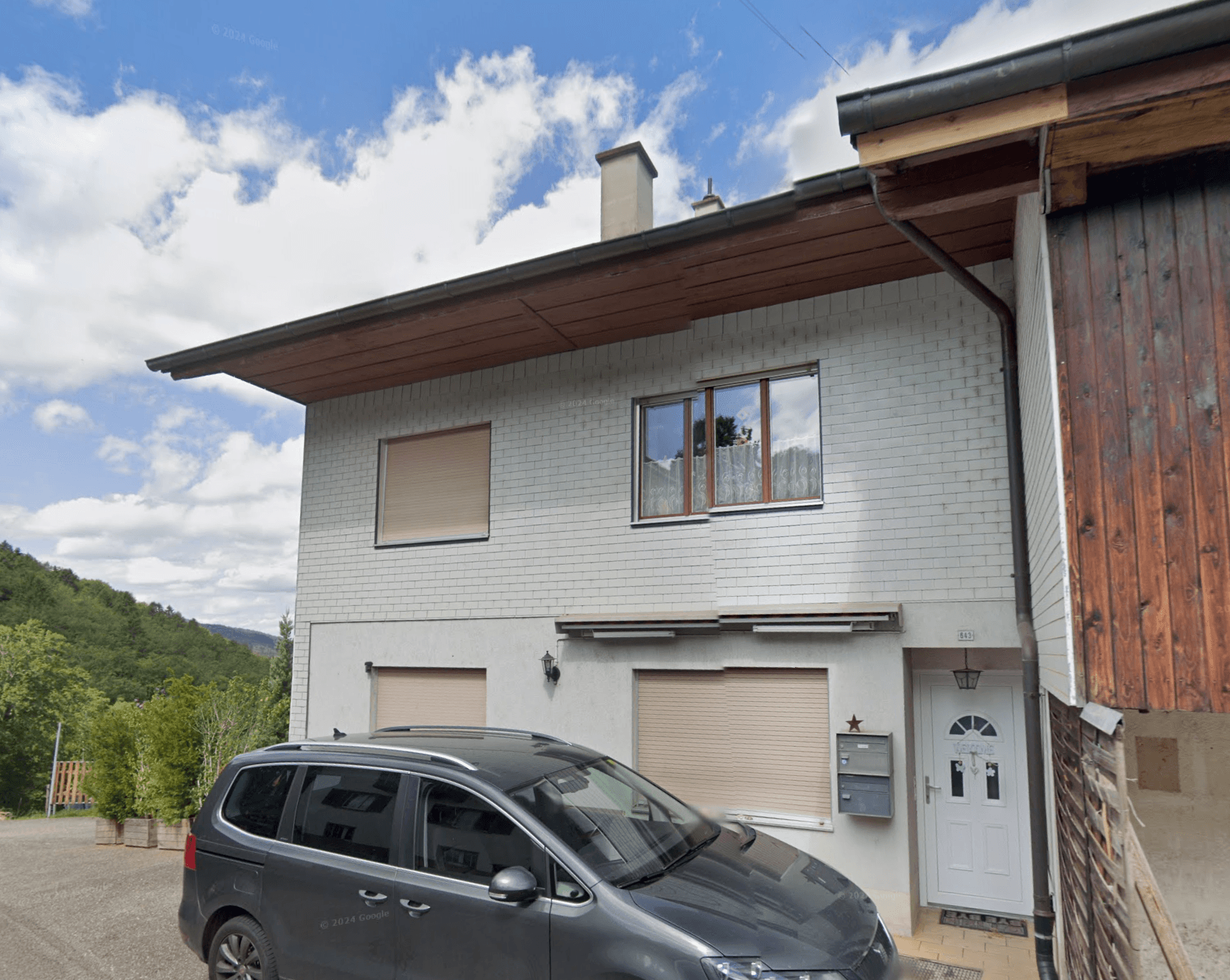 Property Inside Image perspectiv 2