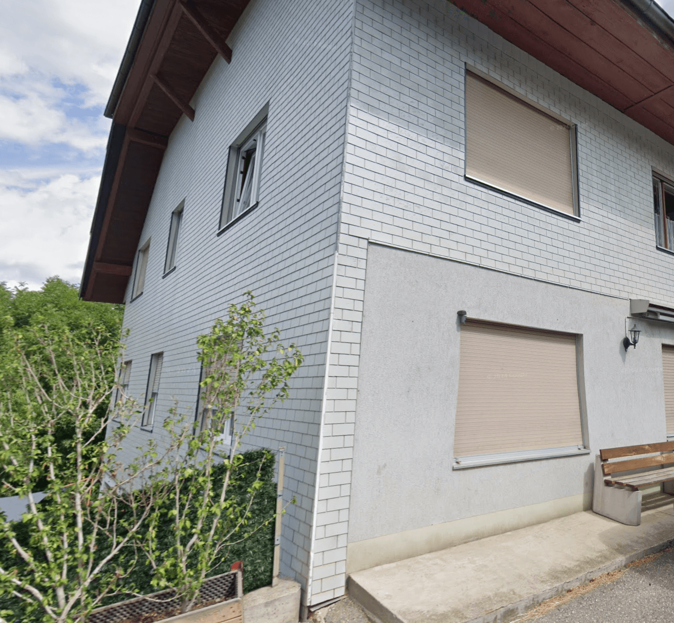Property Inside Image perspectiv 3