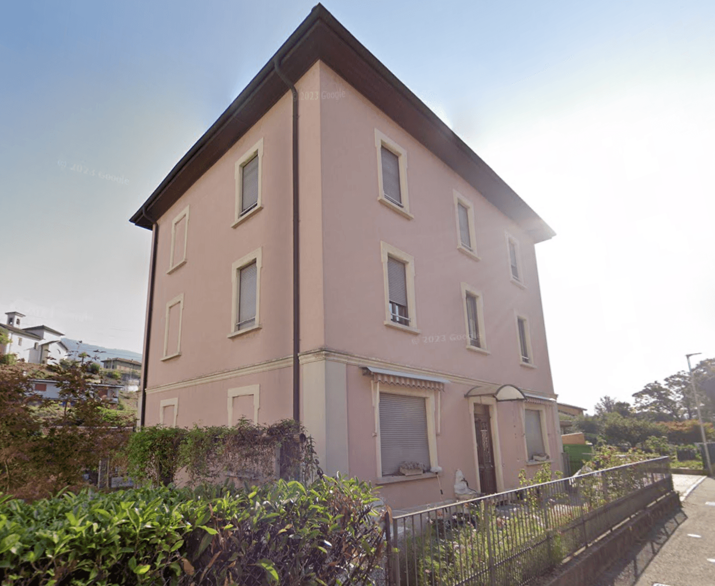 Property Inside Image perspectiv 1