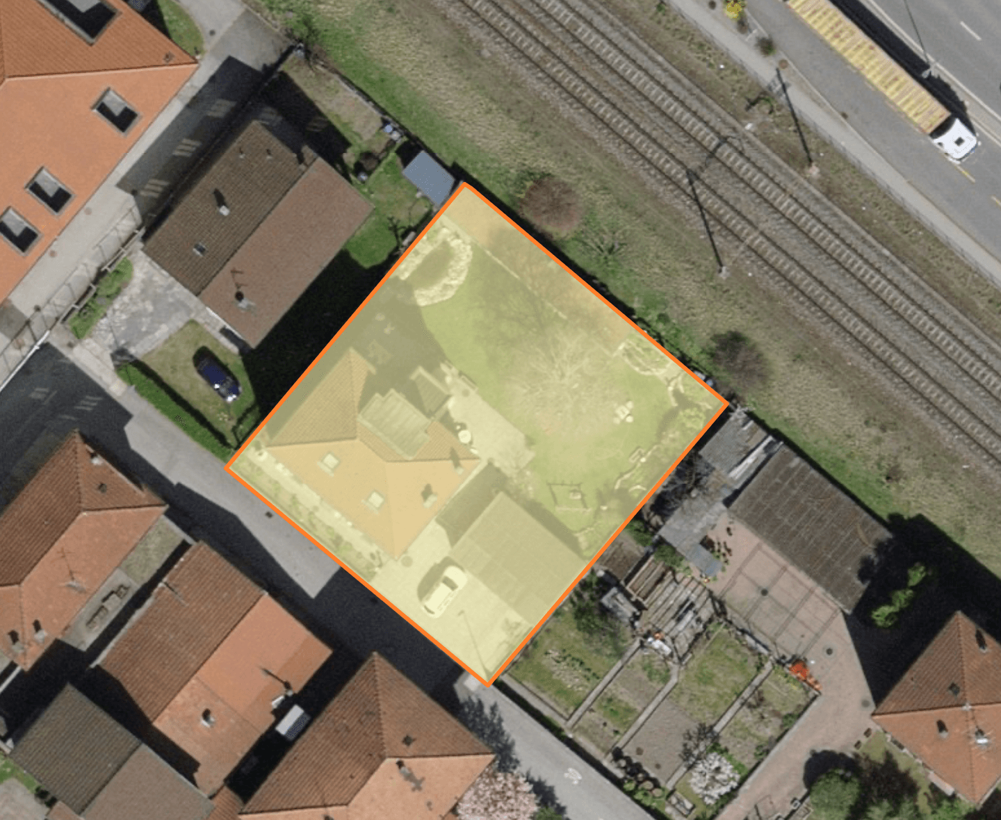 Property Inside Image perspectiv 4