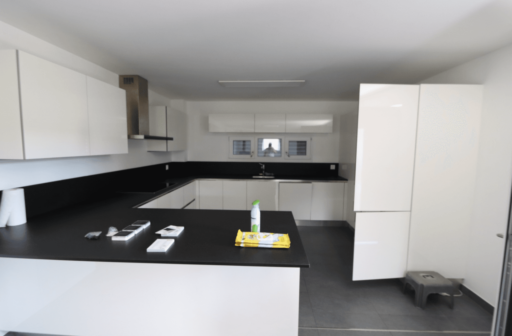Property Inside Image perspectiv 4