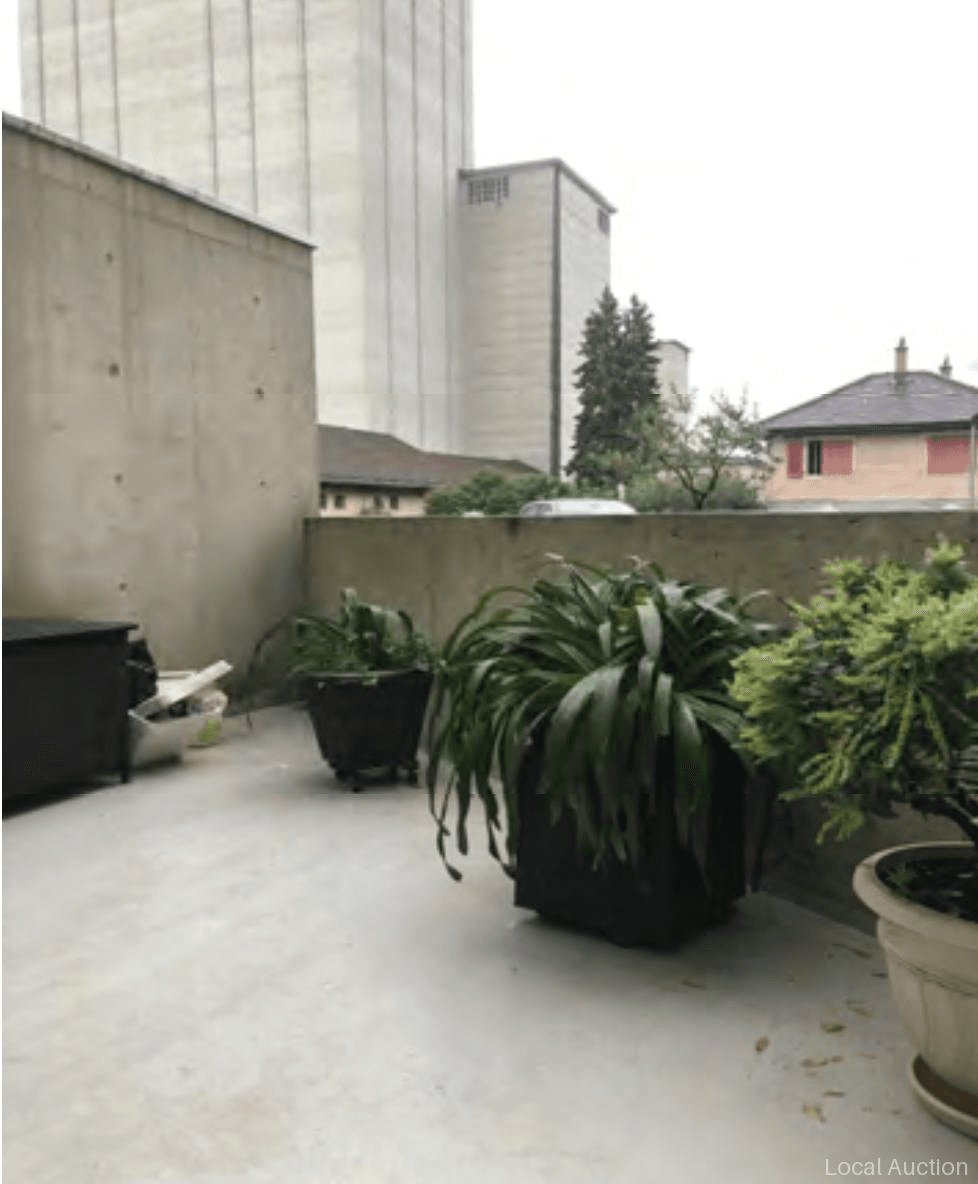 Property Inside Image perspectiv 2