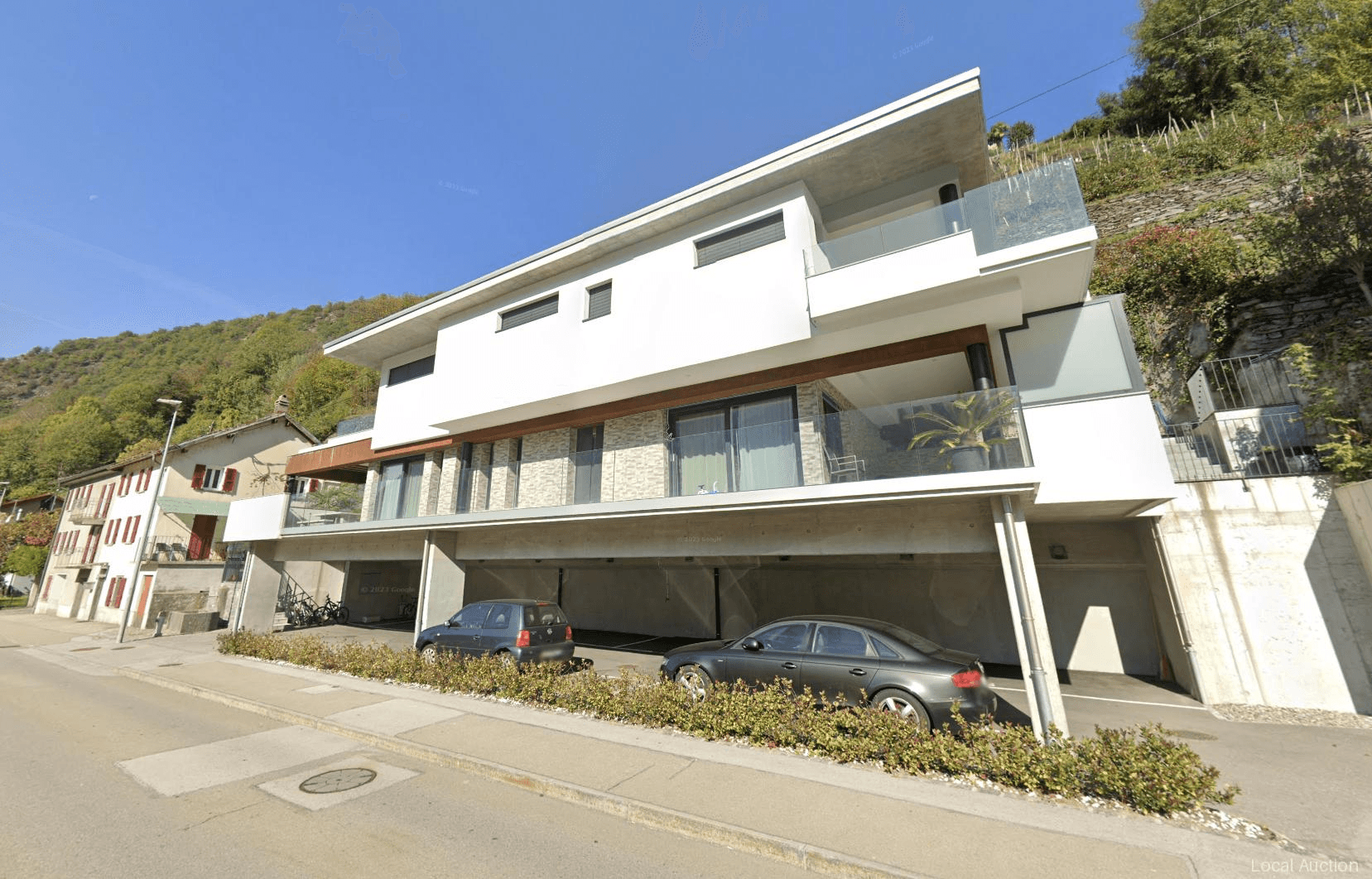 Property Inside Image perspectiv 1