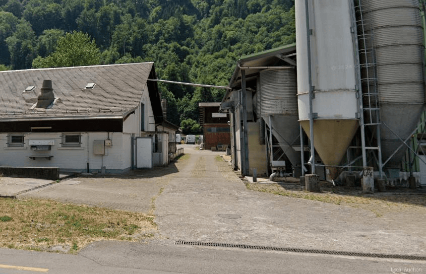Property Inside Image perspectiv 1